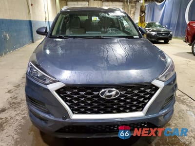 Piąte zdjęcie samochodu w środku: 2021 HYUNDAI TUCSON VALUE VIN:KM8J33A44MU401298 - miniatura