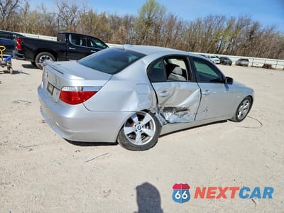 Trzecie zdjęcie samochodu z tyłu: 2007 BMW 530 XI VIN:WBANF73567CU21571 - miniatura