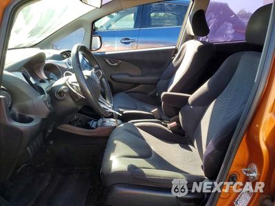 Zdjęcie 7 z 11 samochodu: 2010 HONDA FIT SPORT VIN:JHMGE8H47AS007831 - miniatura