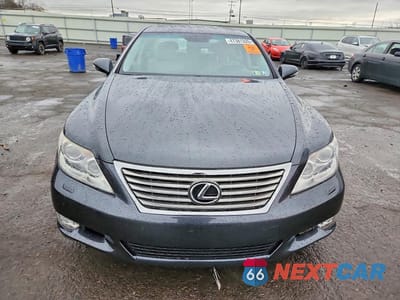 Piąte zdjęcie samochodu w środku: 2011 LEXUS LS 460 BASE VIN:JTHCL5EF4B5010727 - miniatura