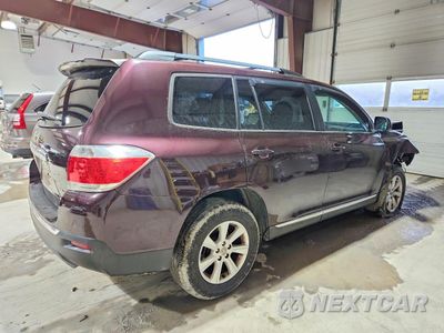 Trzecie zdjęcie samochodu z tyłu: 2011 TOYOTA HIGHLANDER SE VIN:5TDBK3EH3BS067520 - miniatura