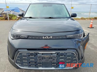 Piąte zdjęcie samochodu w środku: 2023 KIA SOUL GT-LINE VIN:KNDJ53AU3P7868519 - miniatura