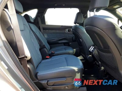Zdjęcie 11 z 13 samochodu: 2025 KIA SORENTO HYBRID SX PRESTIGE VIN:KNDRKDJG5S5288270 - miniatura