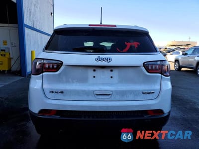 Zdjęcie 6 z 11 samochodu: 2024 JEEP COMPASS LATITUDE LUX VIN:3C4NJDFNXRT132602 - miniatura