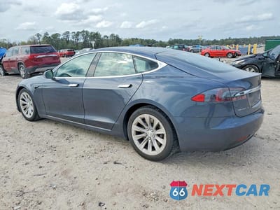 Drugie zdjęcie samochodu z przodu: 2016 TESLA MODEL S VIN:5YJSA1E22GF167834 - miniatura