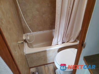 Zdjęcie 8 z 10 samochodu: 2007 JAYCO JAY FLIGHT CAMPER VIN:1UJBJ02K0718A0124 - miniatura