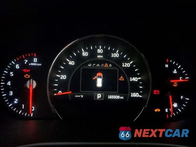 Zdjęcie 9 z 12 samochodu: 2018 KIA SORENTO SX V6 VIN:5XYPK4A5XJG387131 - miniatura