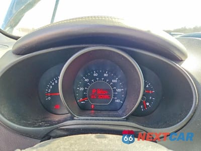 Zdjęcie 9 z 11 samochodu: 2015 KIA SOUL + VIN:KNDJP3A5XF7224582 - miniatura