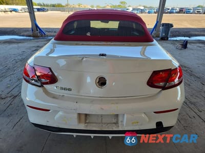 Zdjęcie 6 z 12 samochodu: 2018 MERCEDES-BENZ C 300 VIN:WDDWK4JB0JF636868 - miniatura