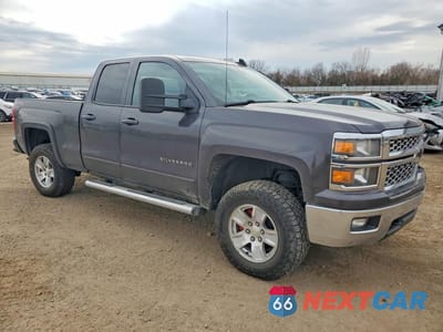 Czwarte zdjęcie samochodu z boku: 2015 CHEVROLET SILVERADO K1500 LT VIN:1GCVKREC8FZ280875 - miniatura