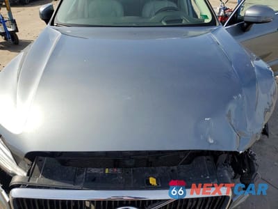 Zdjęcie 12 z 12 samochodu: 2021 VOLVO XC60 T5 MOMENTUM VIN:YV4102RK6M1737933 - miniatura