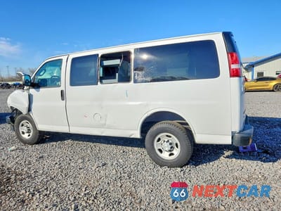 Drugie zdjęcie samochodu z przodu: 2017 CHEV EXPRESS G2500 VIN:1GCWGAFF0H1283738 - miniatura