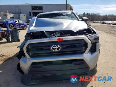 Piąte zdjęcie samochodu w środku: 2025 TOYOTA TACOMA SR VIN:3TYLD5KNXST012975 - miniatura