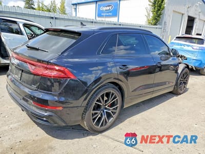 Trzecie zdjęcie samochodu z tyłu: 2020 AUDI Q8 PREMIUM PLUS S-LINE VIN:WA1EVAF16LD023853 - miniatura