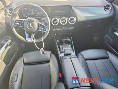 Zdjęcie 8 z 12 samochodu: 2021 MERCEDES-BENZ GLA 250 VIN:W1N4N4GB1MJ133831 - miniatura