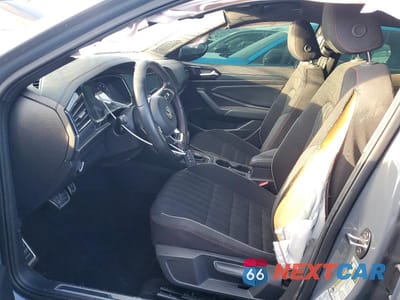 Zdjęcie 7 z 12 samochodu: 2021 VOLKSWAGEN JETTA GLI VIN:3VW6T7BU9MM005367 - miniatura