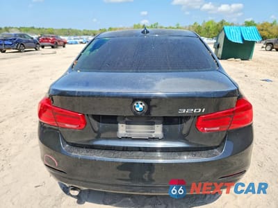 Zdjęcie 6 z 12 samochodu: 2016 BMW 320 I VIN:WBA8E1G53GNT36165 - miniatura