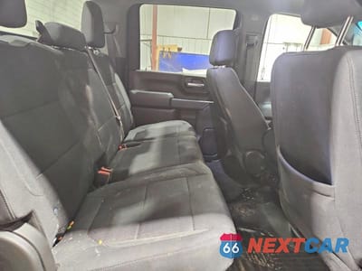 Zdjęcie 10 z 13 samochodu: 2023 CHEVROLET SILVERADO K2500 HEAVY DUTY LT VIN:2GC4YNE71P1718216 - miniatura
