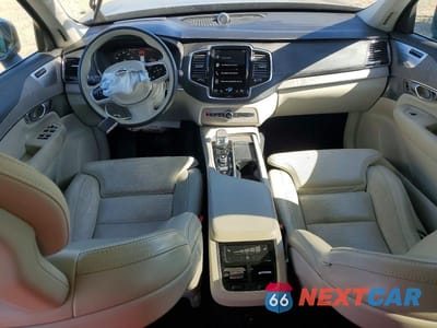 Zdjęcie 8 z 12 samochodu: 2021 VOLVO XC90 T8 RECHARGE INSCRIPTION VIN:YV4BR00L8M1700127 - miniatura