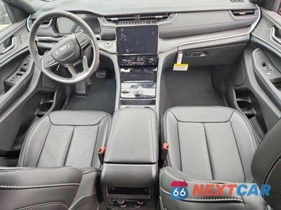Zdjęcie 8 z 13 samochodu: 2025 JEEP GRAND CHEROKEE LIMITED VIN:1C4RJHBG8SC347509 - miniatura