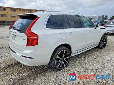 Trzecie zdjęcie samochodu z tyłu: 2024 VOLVO XC90 PLUS VIN:YV4062PE4R1173634 - miniatura