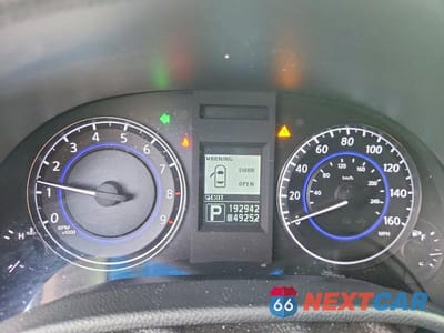 Zdjęcie 9 z 12 samochodu: 2015 INFINITI Q40 BASE VIN:JN1CV6AP6FM500441 - miniatura