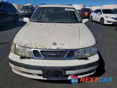 Piąte zdjęcie samochodu w środku: 1999 SAAB 9-5 VIN:YS3ED58E8X3084495 - miniatura