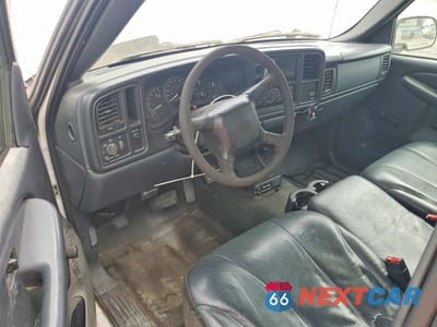 Zdjęcie 8 z 12 samochodu: 2002 CHEVROLET SILVERADO C1500 VIN:1GCEC14VX2Z262678 - miniatura