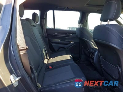 Zdjęcie 10 z 12 samochodu: 2024 JEEP GRAND CHEROKEE LAREDO VIN:1C4RJHAG0RC231992 - miniatura