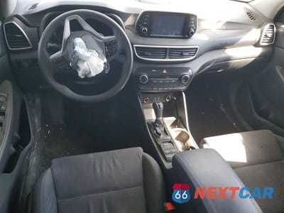 Zdjęcie 8 z 13 samochodu: 2020 HYUNDAI TUCSON SE VIN:KM8J23A43LU181640 - miniatura