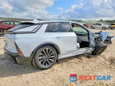 Trzecie zdjęcie samochodu z tyłu: 2026 CADILLAC LYRIQ PREMIUM SPORT VIN:1GYKPWRL5TZ304231 - miniatura
