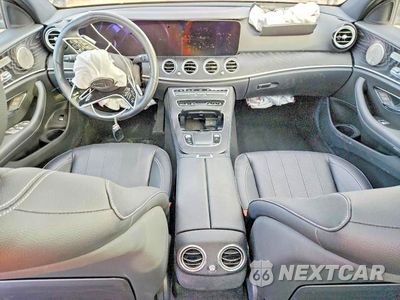 Zdjęcie 8 z 12 samochodu: 2021 MERCEDES-BENZ E 350 4MATIC VIN:W1KZF8EB5MA969376 - miniatura