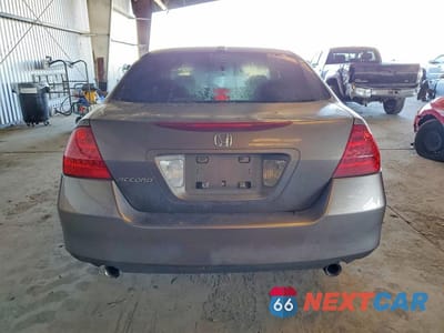 Zdjęcie 6 z 12 samochodu: 2007 HONDA ACCORD EX VIN:1HGCM665X7A033133 - miniatura