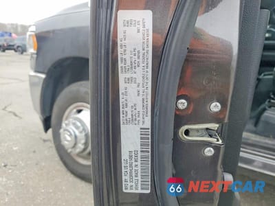 Zdjęcie 12 z 12 samochodu: 2024 RAM 3500 BIG HORN VIN:3C63RRHL8RG149018 - miniatura