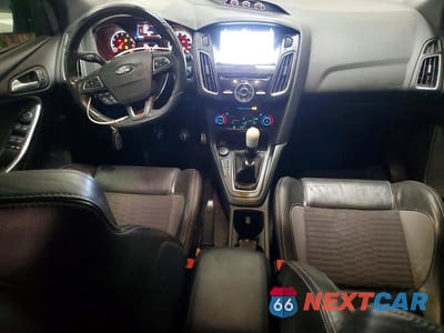 Zdjęcie 8 z 11 samochodu: 2017 FORD FOCUS ST VIN:1FADP3L99HL204479 - miniatura