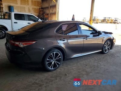 Trzecie zdjęcie samochodu z tyłu: 2019 TOYOTA CAMRY HYBRID LE VIN:4T1B31HK3KU005244 - miniatura
