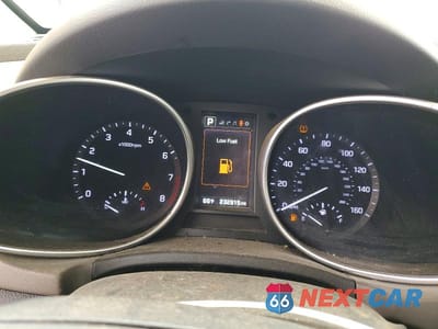 Zdjęcie 9 z 11 samochodu: 2018 HYUNDAI SANTA FE SE ULTIMATE VIN:KM8SR4HF2JU283831 - miniatura