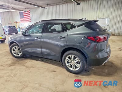 Drugie zdjęcie samochodu z przodu: 2019 CHEVROLET BLAZER 2LT VIN:3GNKBGRS8KS596123 - miniatura