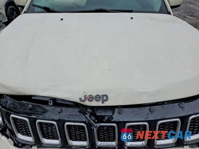 Zdjęcie 12 z 13 samochodu: 2018 JEEP COMPASS LATITUDE VIN:3C4NJDBB4JT479553 - miniatura