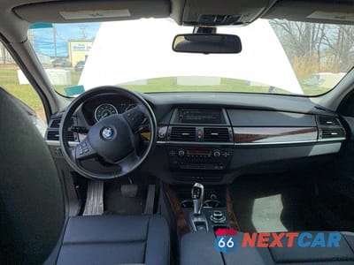 Zdjęcie 9 z 12 samochodu: 2011 BMW X5 XDRIVE35I VIN:5UXZV4C58BL403604 - miniatura