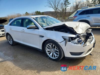 Czwarte zdjęcie samochodu z boku: 2013 FORD TAURUS LIMITED VIN:1FAHP2F8XDG203536 - miniatura