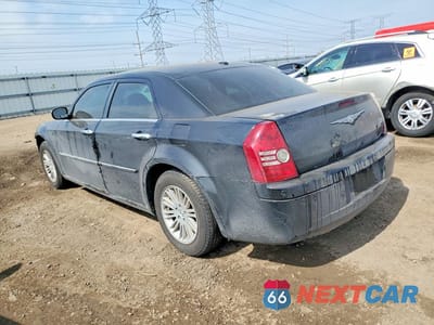 Drugie zdjęcie samochodu z przodu: 2010 CHRYSLER 300 TOURING VIN:2C3CA5CV1AH139795 - miniatura