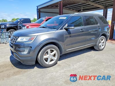 2017 FORD EXPLORER XLT 1FM5K8D81HGB29278 - główne zdjęcie licytacji z USA - miniatura