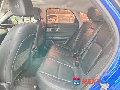 Zdjęcie 10 z 12 samochodu: 2017 JAGUAR XF 20D 4DR AWD VIN:SAJBK4BN6HCY42694 - miniatura