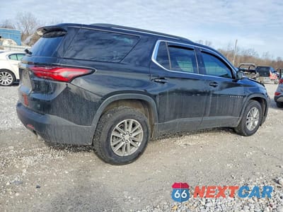 Trzecie zdjęcie samochodu z tyłu: 2023 CHEVROLET TRAVERSE LT VIN:1GNEVGKW2PJ146994 - miniatura