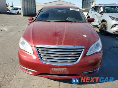 Piąte zdjęcie samochodu w środku: 2012 CHRYSLER 200 TOURING VIN:1C3CCBBB4CN117753 - miniatura