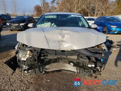 Piąte zdjęcie samochodu w środku: 2024 HYUNDAI ELANTRA SEL VIN:KMHLM4DG1RU701860 - miniatura