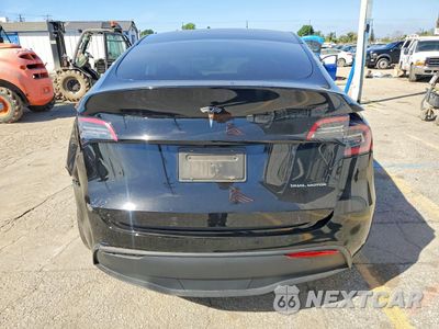 Zdjęcie 6 z 14 samochodu: 2024 TESLA MODEL Y VIN:7SAYGDEE6RA247869 - miniatura