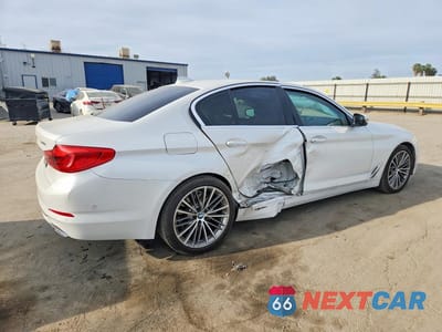 Trzecie zdjęcie samochodu z tyłu: 2018 BMW 540 I VIN:WBAJE5C54JWA95574 - miniatura