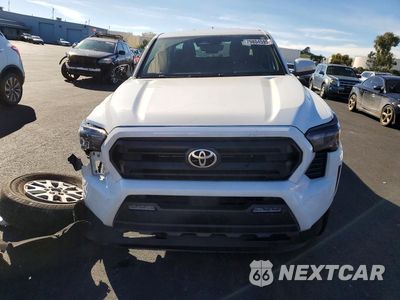 Piąte zdjęcie samochodu w środku: 2026 TOYOTA TACOMA SR5 VIN:3TMLB5JN6TM213762 - miniatura